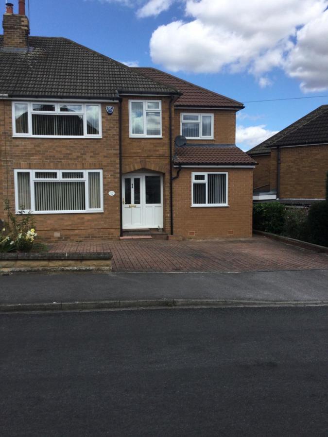 Large 4 Bedroom Home In Boston Spa Village In-Between York, Harrogate And Leeds, Sleeps 9 Zewnętrze zdjęcie